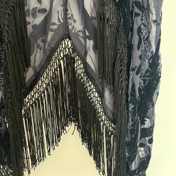 Navy Velvet + Fringe Robe - Picture 2 of 4